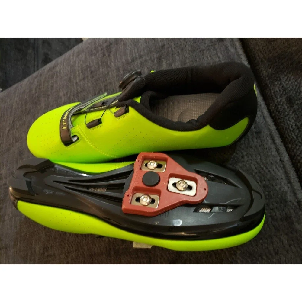 MCRONJI cycling shoes new size 45/ USA size men’s 11-11.5 NEW, no box